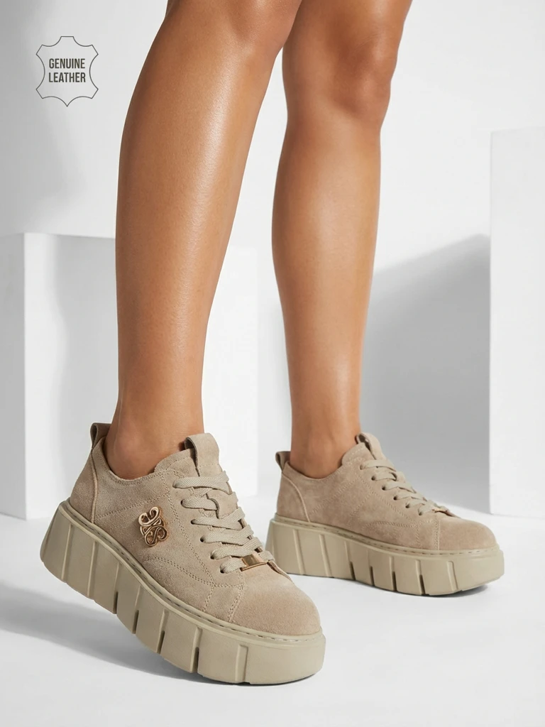 Women's Renos Natural Leather Sport Sneakers