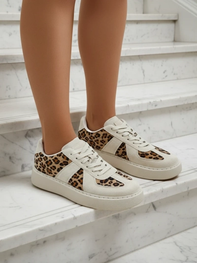 Royalfashion Women's sporty sneakers with a leopard print Big Cat