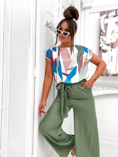 Royalfashion Women's jumpsuit with wide pants and patterned short sleeve blouse