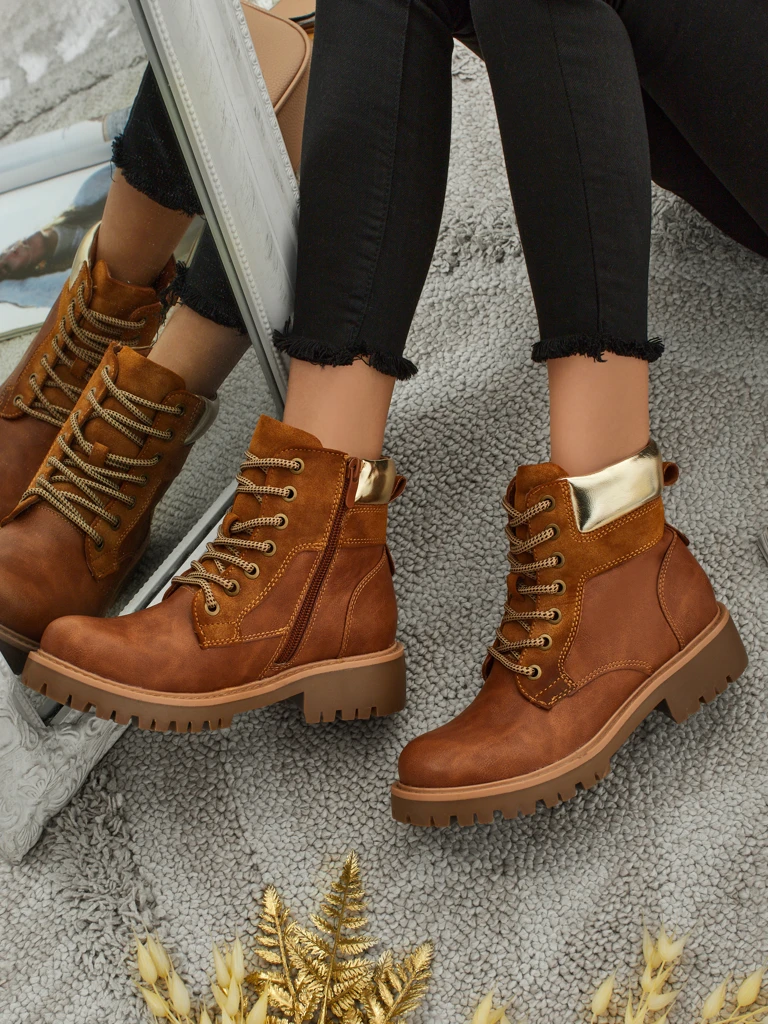 Women's Maestroe Trapper Boots