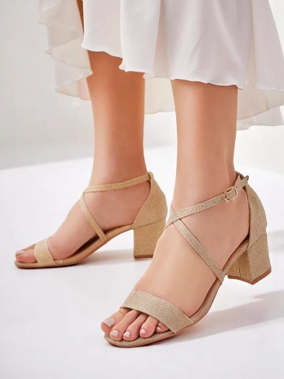 Женские сандалии Royalfashion Aurelia из ткани на каблуке золотые 41