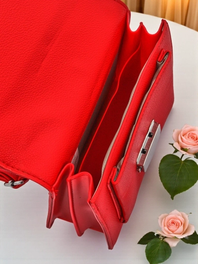 Royalfashion Sieviešu aploksnes formas rokassomiņa ar rokturi Amalthea Avorio