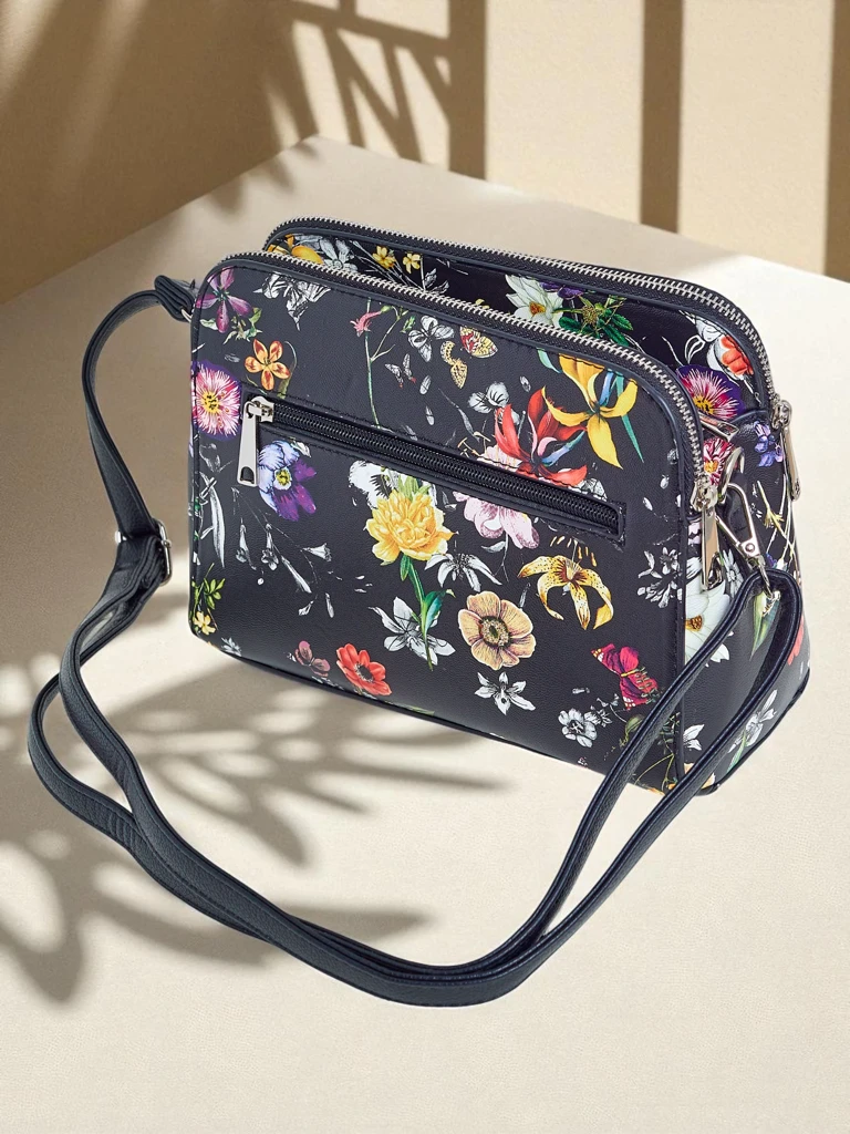 Royalfashion Small women's handbag made of eco leather Florentia