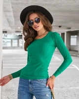 тёмно-зелёный