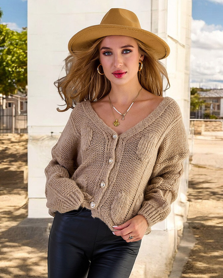 Royalfashion Women's knitted sweater with buttons