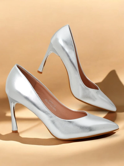 Royalfashion Women's classic stiletto heels in a pointed style Doemi