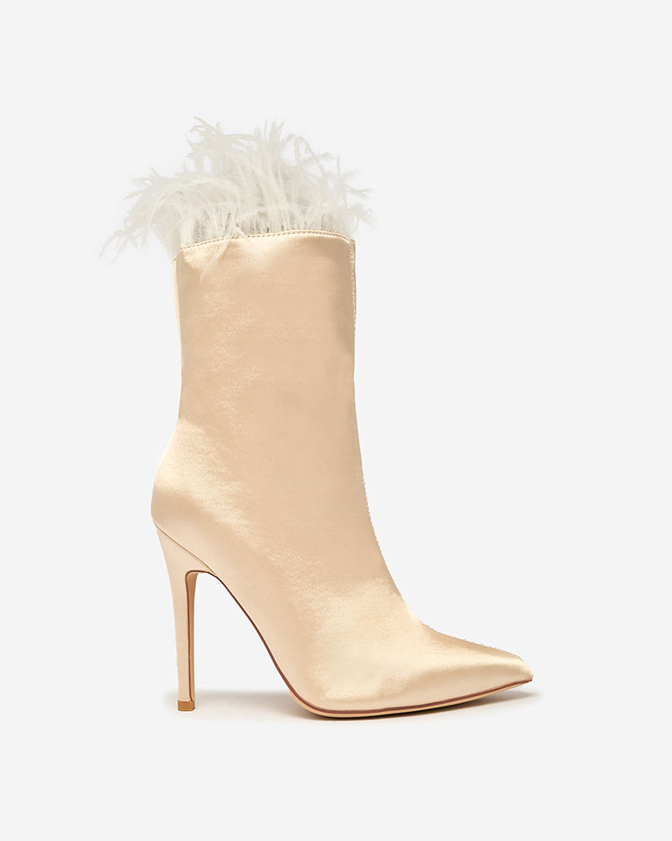 Royalfashion Бежевые женские перьевые сапоги Wenelika