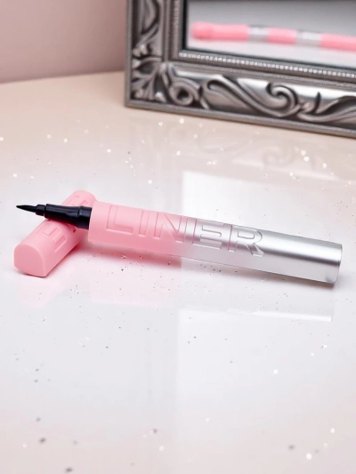 Eyeliner pen