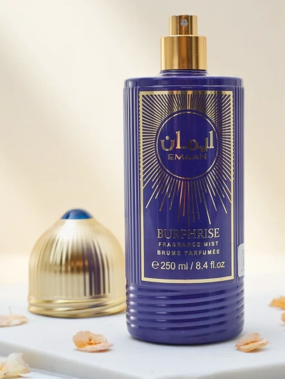 Iedvesmots no Lattafa Emaan ķermeņa izsmidzinātāja universālais 250 ml