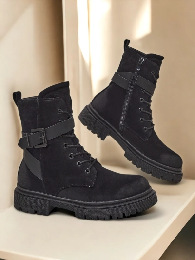 Black women's worker-style ankle boots Miros