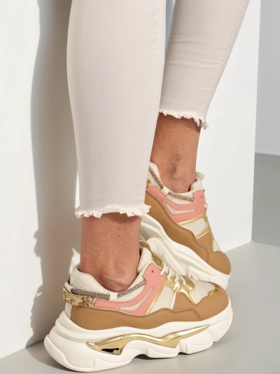Royalfashion Women's sneakers on a thicker sole Lesalli