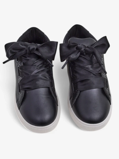 Royalfashion Sieviešu ekoloģiskās ādas sporta apavi ar dekoratīvām auklām Etti