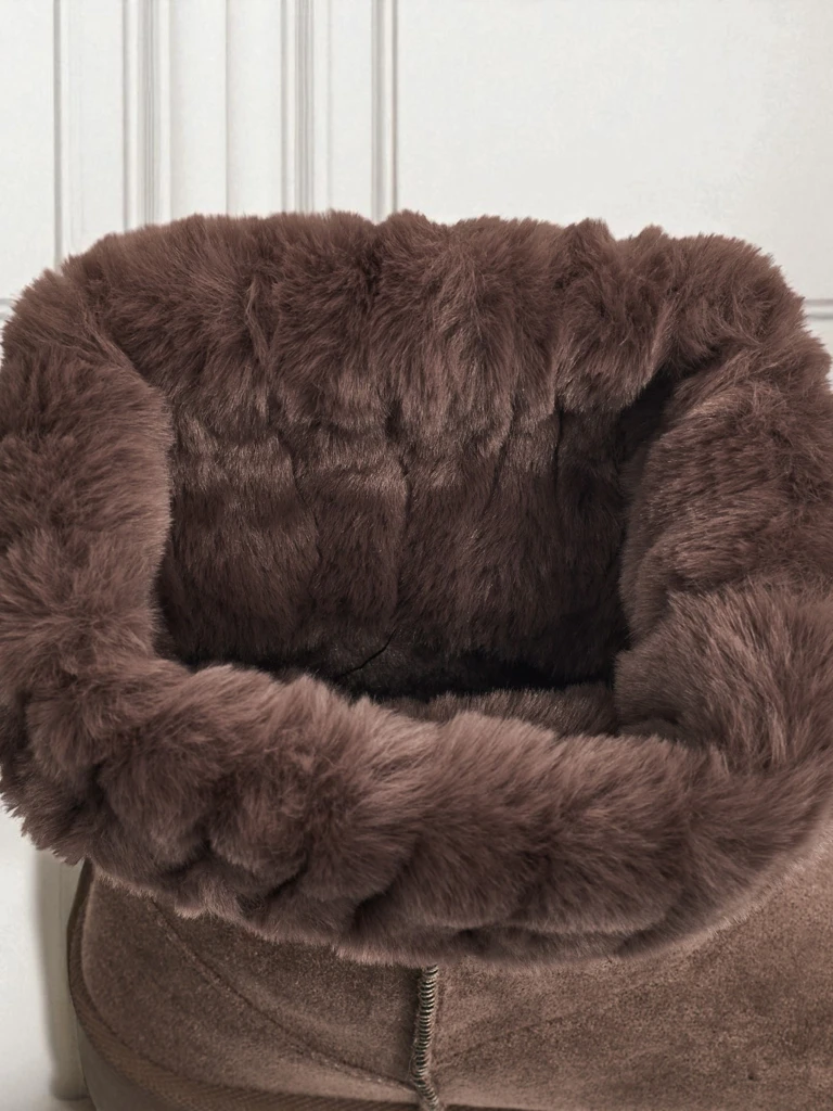 Sieviešu a'la sniega zābaki ar kažokādu Irelle