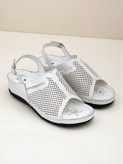 Royalfashion Damskie sandały na niskim koturnie Mira