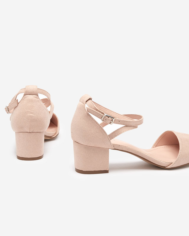 Women's beige sandals on a post Crisco - Footwear