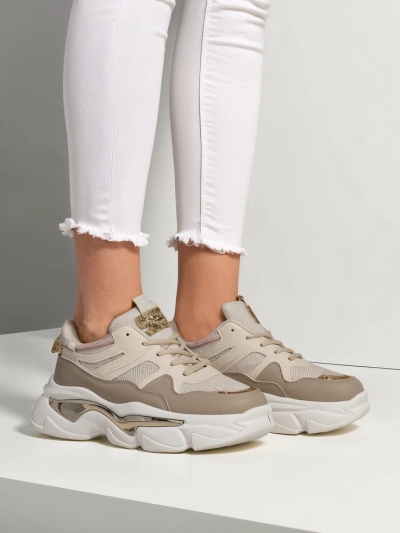Royalfashion Women's sneakers with a thicker sole Lesalli