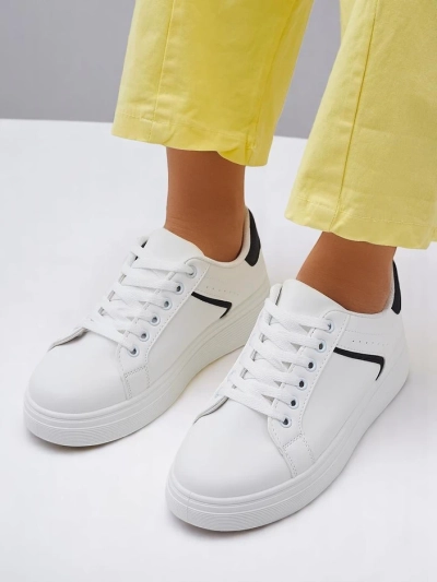 Royalfashion Women's sports sneakers on thick soles Uensi