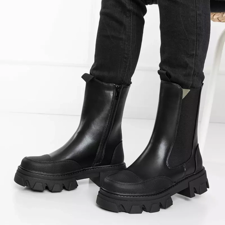 OUTLET Black women's boots on a massive Rosidi sole - Footwear