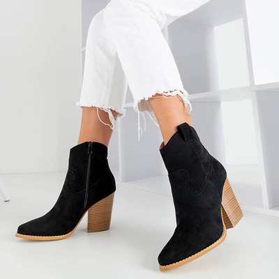 Black women's boots a'la cowboy boots Vitella - Footwear