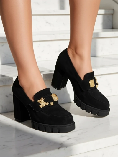 Katherine Elegante Nwa Talon Wo Syèd