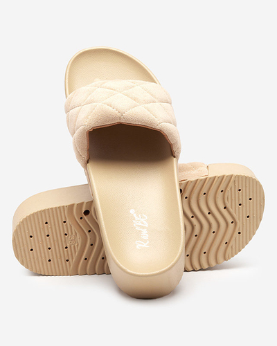 Bēšas sieviešu stepētas sandales uz platformas Koriner - Apavi