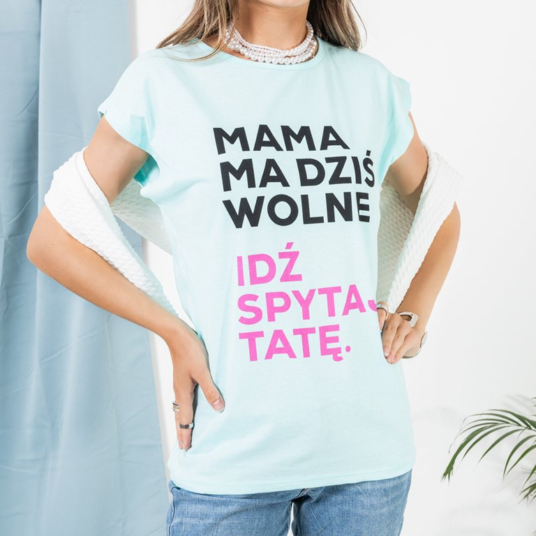 Мятная женская футболка с надписями