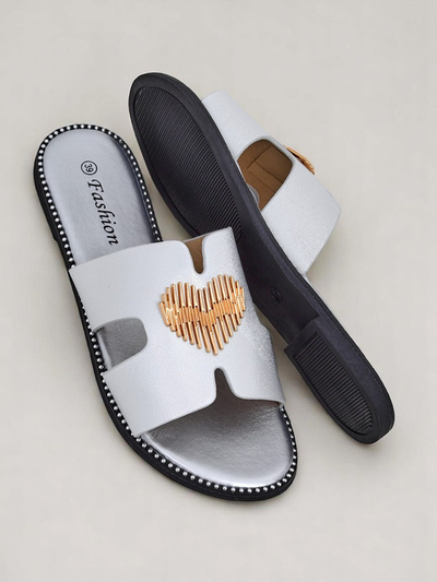 Royalfashion Women's Flat Sole Flip-Flops Heart Chic