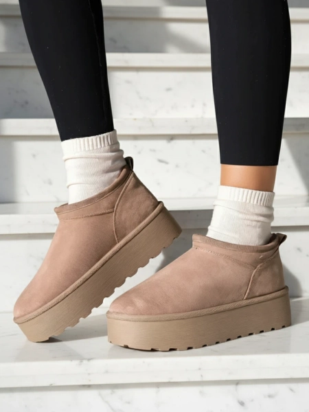 Royalfashion Women's short boots a'la snow boots Ozozi