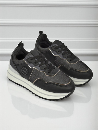 Damskie sneakersy Callista Nero na platforme 4cm, kozha ekologicheskaia