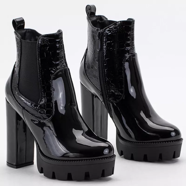 OUTLET Black lacquered women's boots on the post Melangell - Footwear