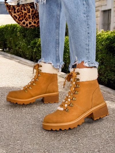 Женские трапперские сапоги Royalfashion Sawoli