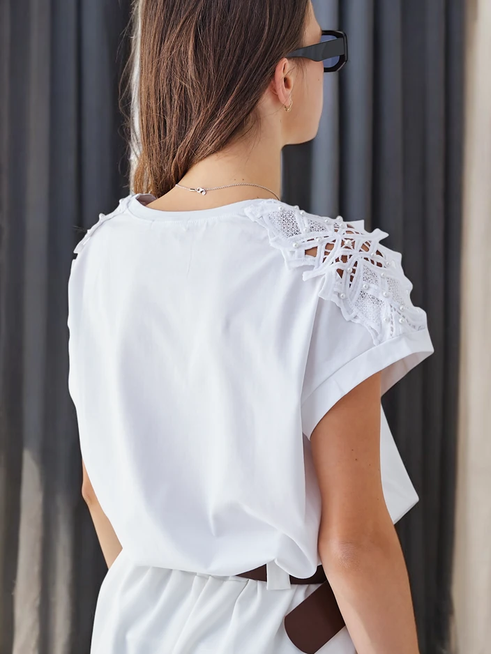 Женская хлопковая футболка Royalfashion с кружевными рукавами
