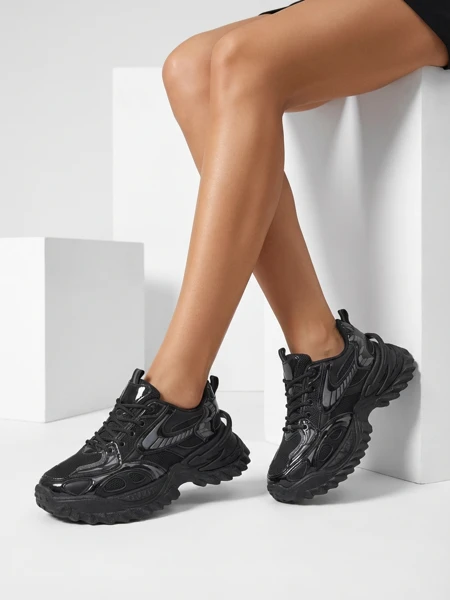 Royalfashion sieviešu lakotas zābaciņas Leysi