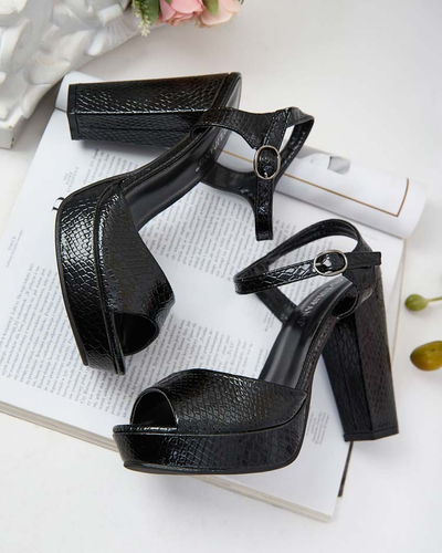 Royalfashion Lacquered women's sandals on a post Vagasse