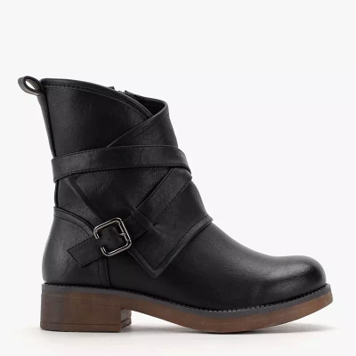 OUTLET Black women's boots with a buckle Ingyda - Footwear