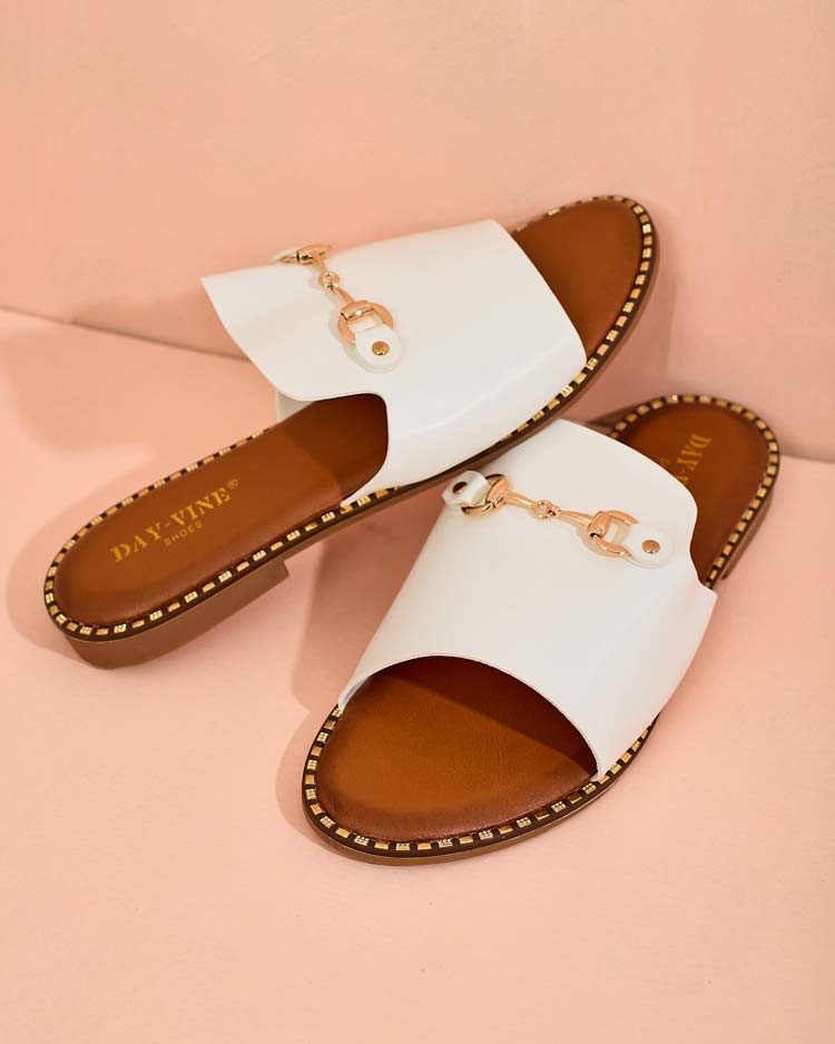 Royalfashion Женские шлепанцы на плоской подошве Ovib