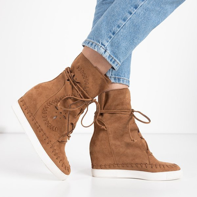 Brown sneakers with an indoor wedge Cinta - Footwear