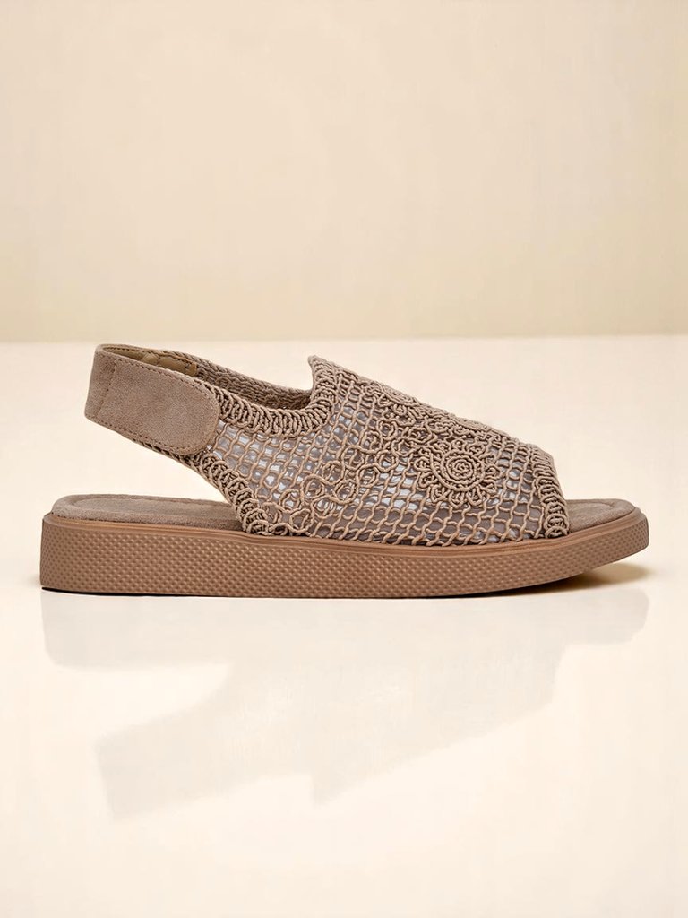 Royalfashion sieviešu Levay mežģīņotās sandales ar auduma augšdaļu