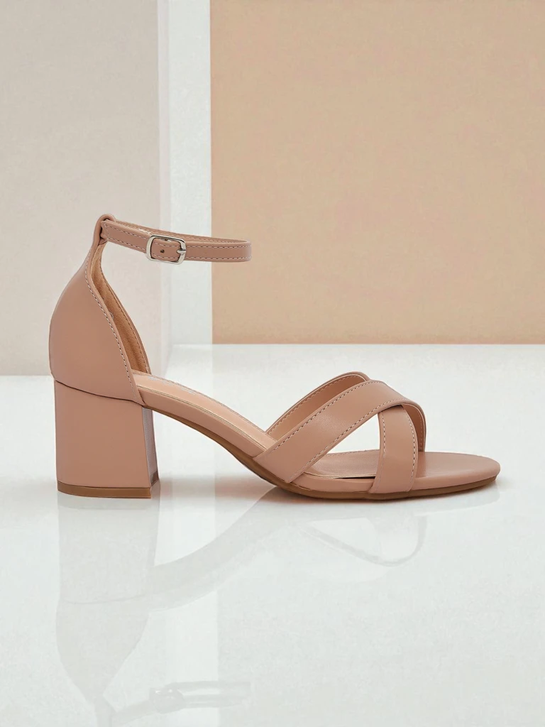 Royalfashion Women's sandals with a low block heel Eleganza Strap