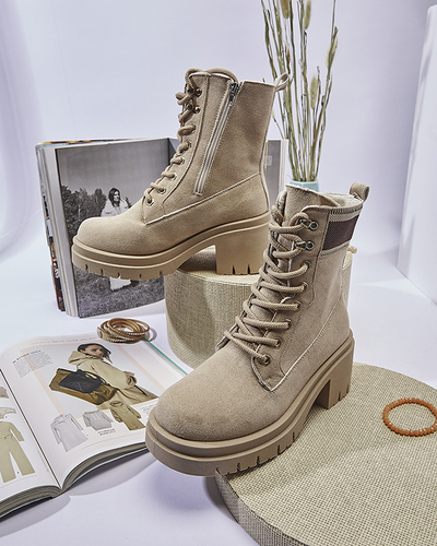 Light brown trapper boots on a post Koidoo- Obuwie