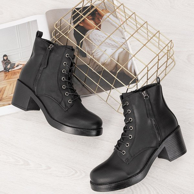 Black ankle boots on a higher post Fanilla - Shoes