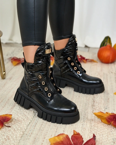 Royalfashion Women's boots in black Selilka