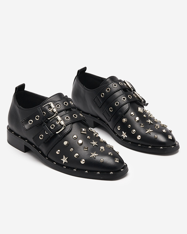 Black shoes with Itales decorations - Footwear