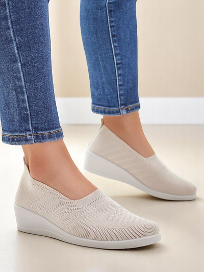 Royalfashion Sieviešu loafers uz zemas platformas Epoles