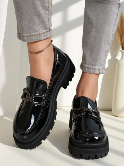 Royalfashion Sieviešu lakoti loafers Arieda