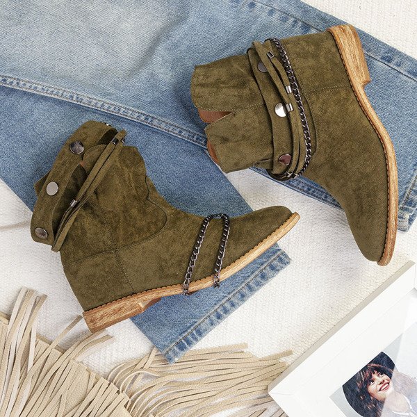 Green cowboy boots on an indoor wedge Salem - Footwear