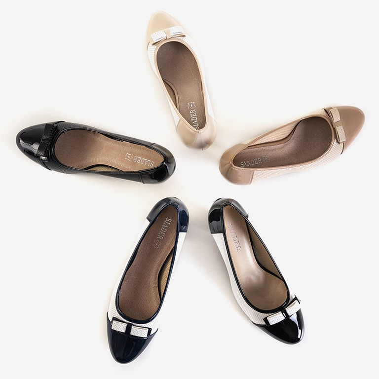 Black and white women's pumps on the Saqla post - Footwear