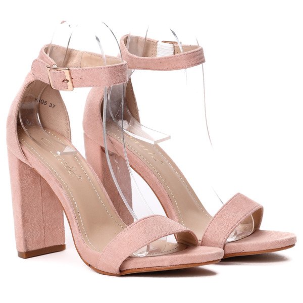 Różowe sandały na słupku- Obuwie