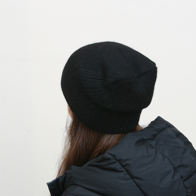 Black knitted women's beanie - Accessories