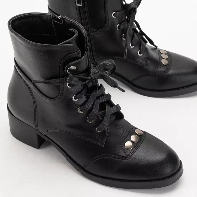 OUTLET Black women's ankle boots with flat heels Rinta - Footwear